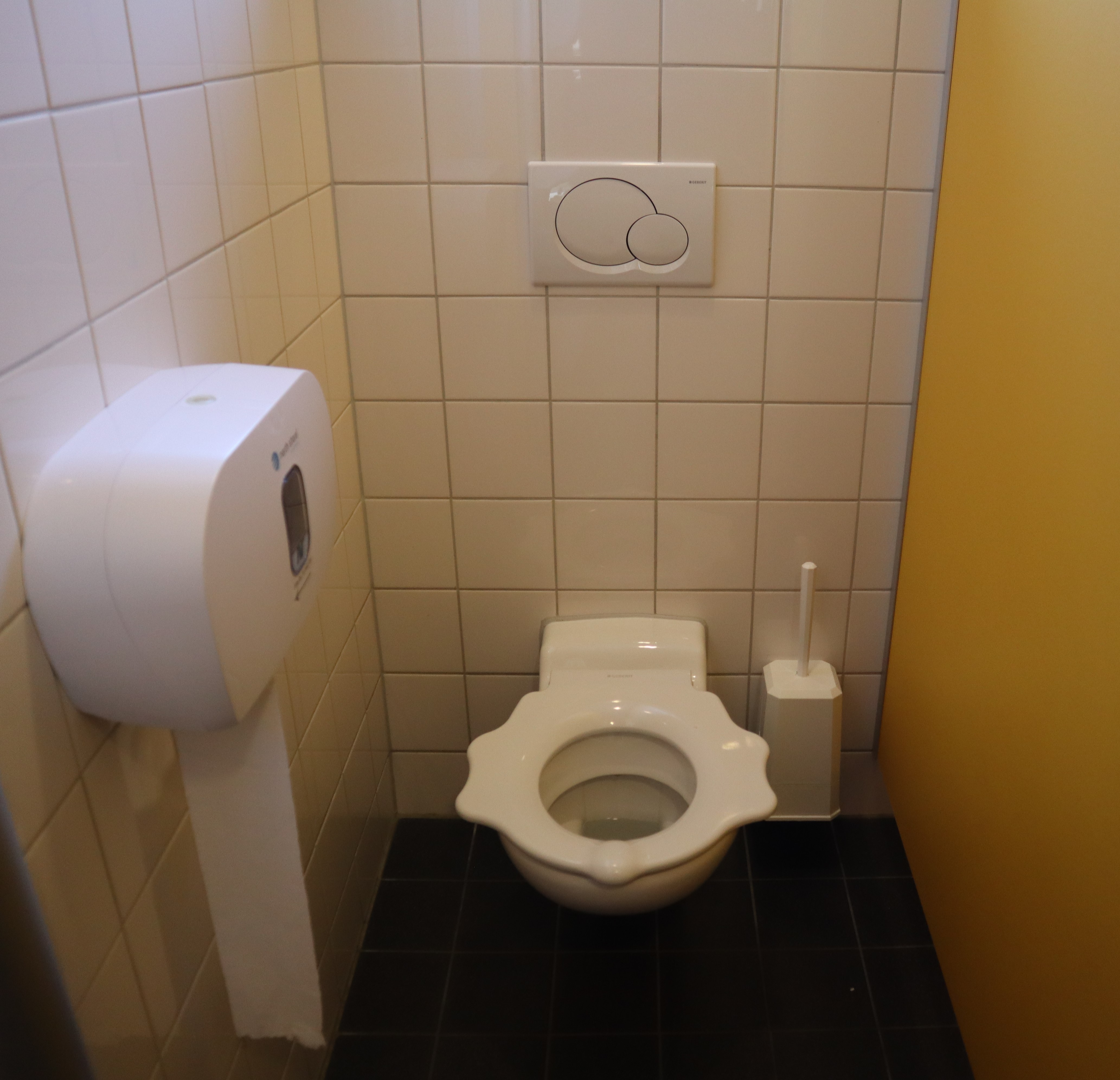 Toiletinrichting basisschool Burgman
